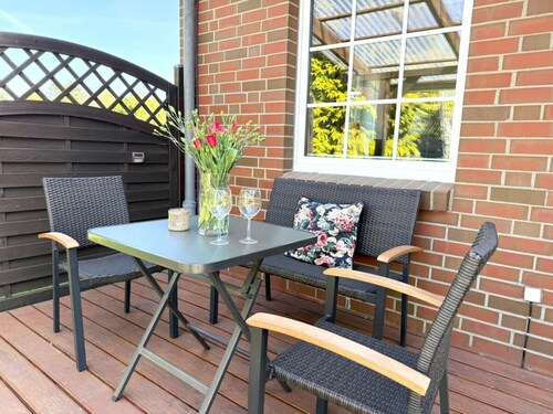 Holiday Apartment With 1 Bedroom