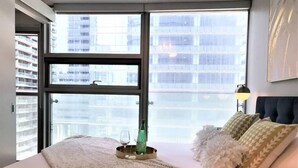 Unclassified image, 2 of 23, button - Downtown Condo with Juliette Balcony and Parking (Toronto)