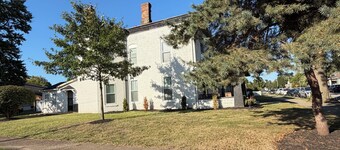 Fabulous 4-bedroom house in charming downtown Jeffersonville Indiana 