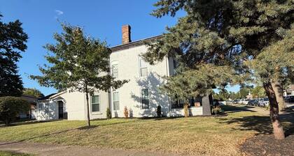 Fabulous 4-bedroom house in charming downtown Jeffersonville Indiana