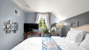 Unclassified image, 4 of 15, button - The Grayson B&B — Best Comfort Sleep & Breakfast, Allergy-Friendly, No Carpet (Monroe)