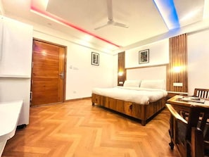 Ảnh chưa phân loại, 5 trong số 77 ảnh, nút