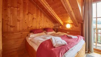 Loft, 2 Bedrooms, Accessible | 3 bedrooms