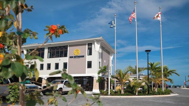 Unclassified image, 1 of 42, button - Tropic Paradise. New 2 bedroom 2 bath ocean front home in Islamorada (Islamorada)