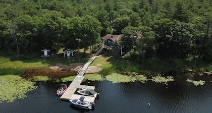 Spacious 6-bedroom waterfront retreat