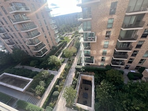 Unclassified image, 2 of 10, button - Greenwich Point - 2 Bedroom (London)