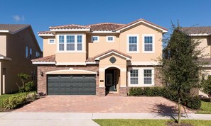 Exterior - 10br Encore Villa Pool, Spa & TV Loft (Kissimmee)