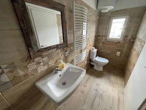 Bathroom - Vrbo Property (Eberswalde)