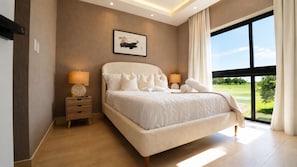 Een slaapkamer met een groot bed, bedlampen, een nachtkastje en uitzicht op een groen landschap door een groot raam.