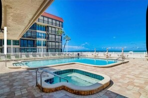 Pool - Beautiful 2-bedroom condo in serene Redington Shores (Redington Shores)
