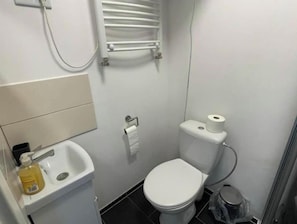 Bathroom - Vrbo Property (Eberswalde)