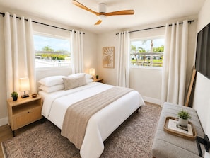 Room - Waterfront Paradise - Pool, Dock, Beaches Nearby, Sleeps 10 (Clearwater)