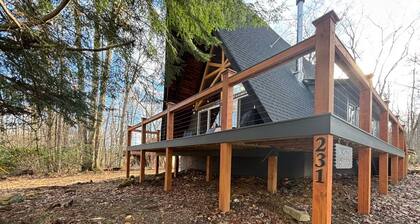 Almost Heaven A Frame Loft Cabin w/Sauna & Resort Amenities