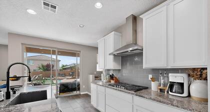 H''odiore LUX -1 Modern, stunning Mountain Views