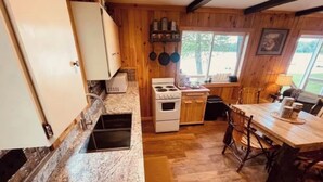 Unclassified image, 5 of 13, button - Cozy cabin on the lake (Manistique)