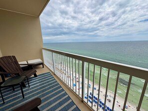 A balcony with a view of the beach and ocean. - Seychelles Beach Resort 1904 (Panama City Beach)