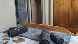 Unclassified image, 2 of 14, button - Point Baie Studio 1 – Appartement confortable au cœur d’Abbeville (Abbeville)