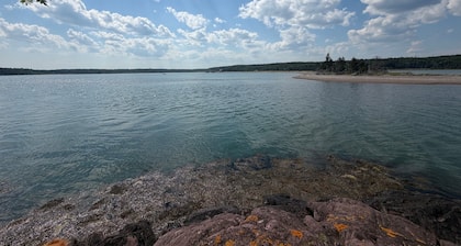FURNISHED, COZY SEASIDE HOME FOR RENT – CHANCE HARBOUR, NB - RATE INCLUSIVE