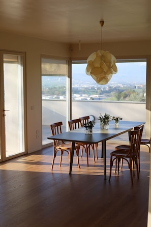 Dining - Vrbo Property (Santa Teresa)