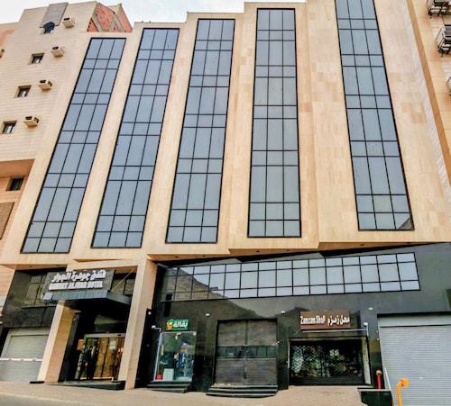 Jawharat Al Jiwar Hotel