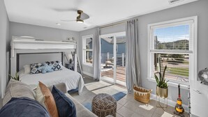 Iron/ironing board, travel crib, WiFi (free), bed sheets - 4BR Heated Pool Gym EV Charger 5 Min Walk to Beach (Surf City)