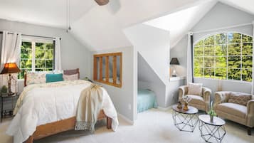 Cortinas blackout, tabla de planchar con plancha y wifi gratis