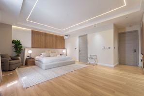 Classic Suite, 3 Bedrooms, Kitchen, City View - Maison BE Residences (Ikoyi)