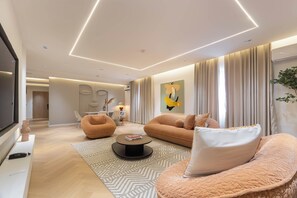 Classic Suite, 3 Bedrooms, Kitchen, City View | Living area - Maison BE Residences (Ikoyi)