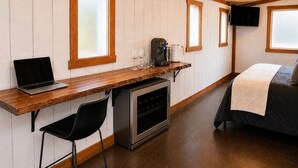 Unclassified image, 4 of 22, button - Drift at tucked/ | Salt Spring Boutique Hotel (Salt Spring Island)