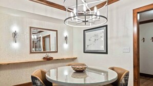 Unclassified image, 3 of 11, button - Bachelor Gulch Two bedroom/ skiin  skiout. Daily service/ lift tickets/ Ritz (Avon)