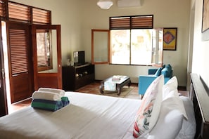 Villa, 1 Bedroom, Beach View | Blackout drapes - Ketapang Resort (Cisolok)