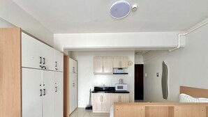 Ảnh chưa phân loại, 2 trong số 10 ảnh, nút
