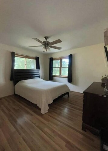 Loon Lake Cottage