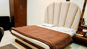 Ảnh chưa phân loại, 4 trong số 18 ảnh, nút