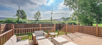 4 Mi to Notre Dame: 2BR South Bend Home