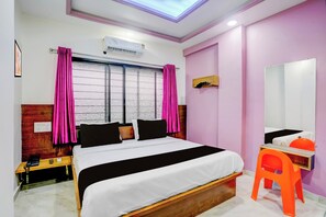 Room - Hotel O Nashik Road Railway Station (Nashik)