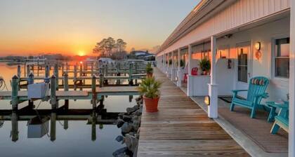 Drift Inn Cottage | The Inn on Turville Creek
