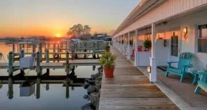 Drift Inn Cottage | The Inn on Turville Creek