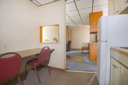 King Bed with Kitchenette