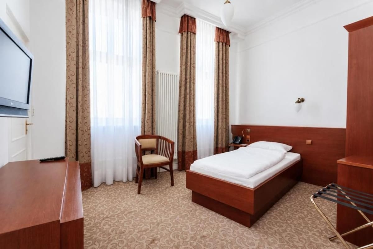 Economy Single Room | WiFi (free)