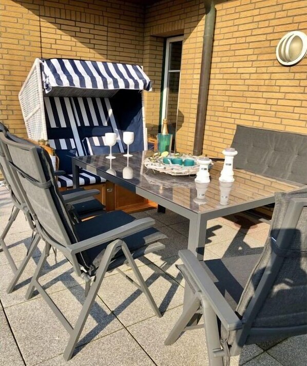 Nicht klassifiziertes Bild, 1 von 18, Schaltfläche