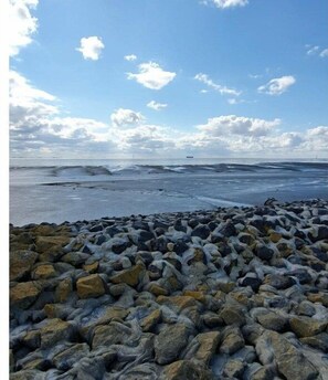Beach - Holiday home with 3 bedrooms (Wurster Nordseeküste)
