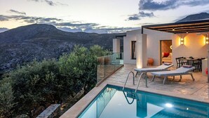 Pool - Holiday home in Plakias with swimming pool (Plakias)
