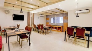 Dining - Townhouse Oak Arvindo Park Indira Nagar (Lucknow)