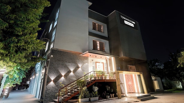 Exterior - Townhouse Oak Arvindo Park Indira Nagar (Lucknow)