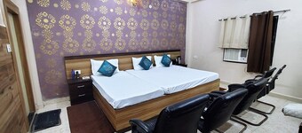 Hotel Pratap