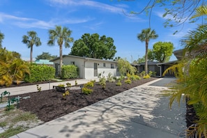 Exterior - Private Patio + BBQ • Near Vanderbilt Beach + Lake Access | Surfside Cottage (Naples)