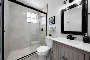 Bathroom - Private Patio + BBQ • Near Vanderbilt Beach + Lake Access | Surfside Cottage (Naples)