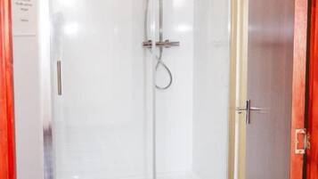 Comfort Double Room, Housekeeping | Bathroom