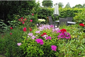 Outdoor dining - Holiday apartment with 1 bedroom (Wurster Nordseeküste)